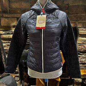 NWT.  Hunter Women's Navy Quilted Puffer Jacket